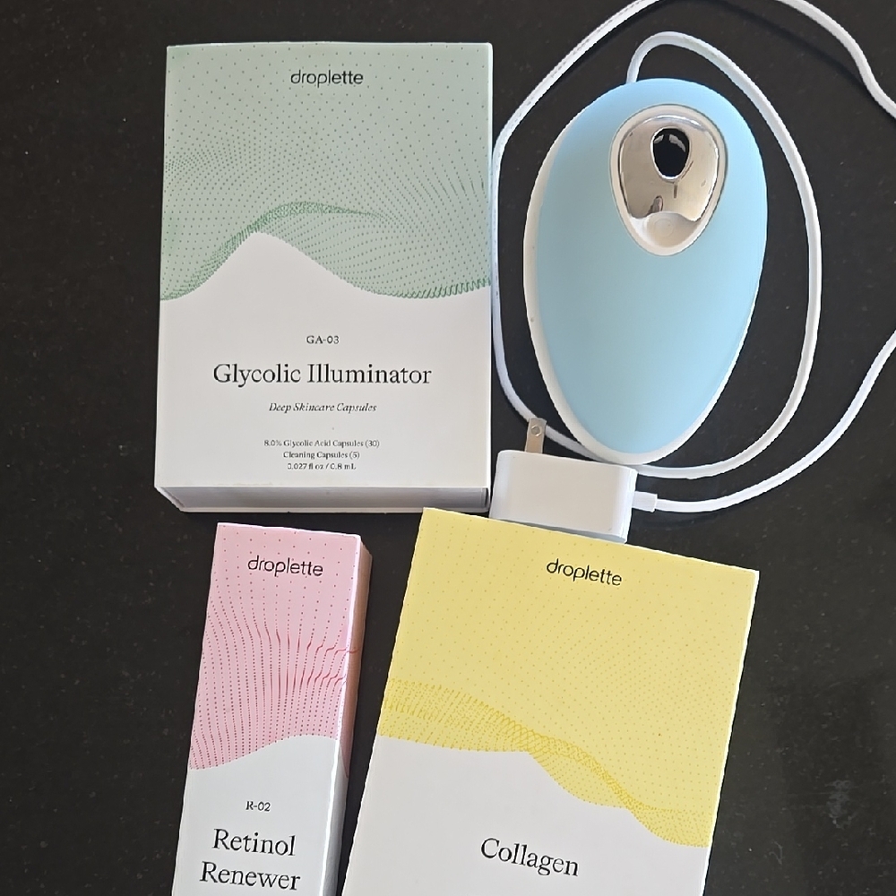 Droplette Skincare Device with Capsules